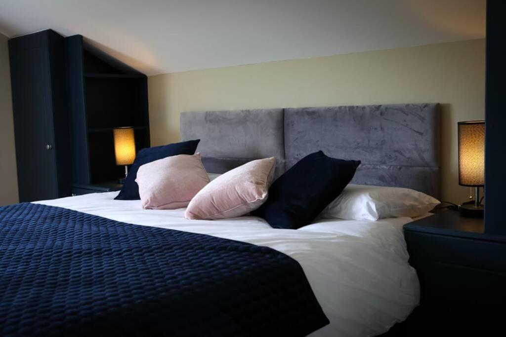 5* Self Catering Villa Nenagh Exterior photo