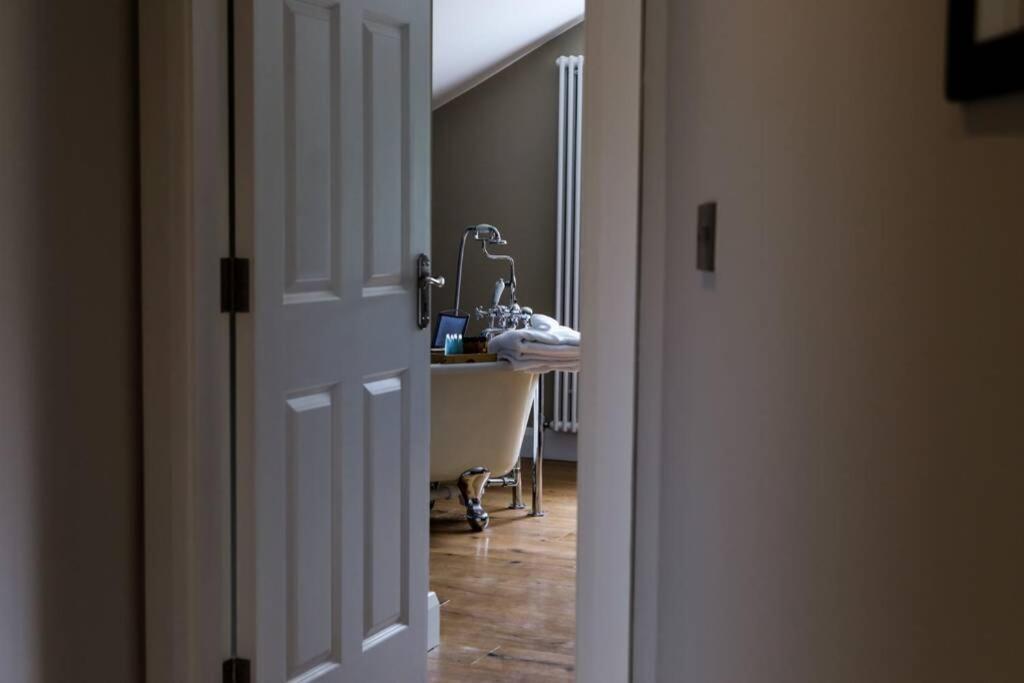 5* Self Catering Villa Nenagh Exterior photo